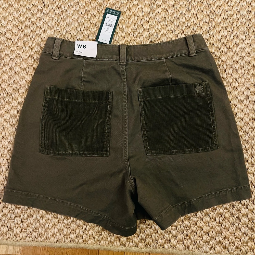 Women's Olive Cargo Shorts